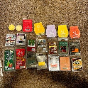 Assorted wax melts